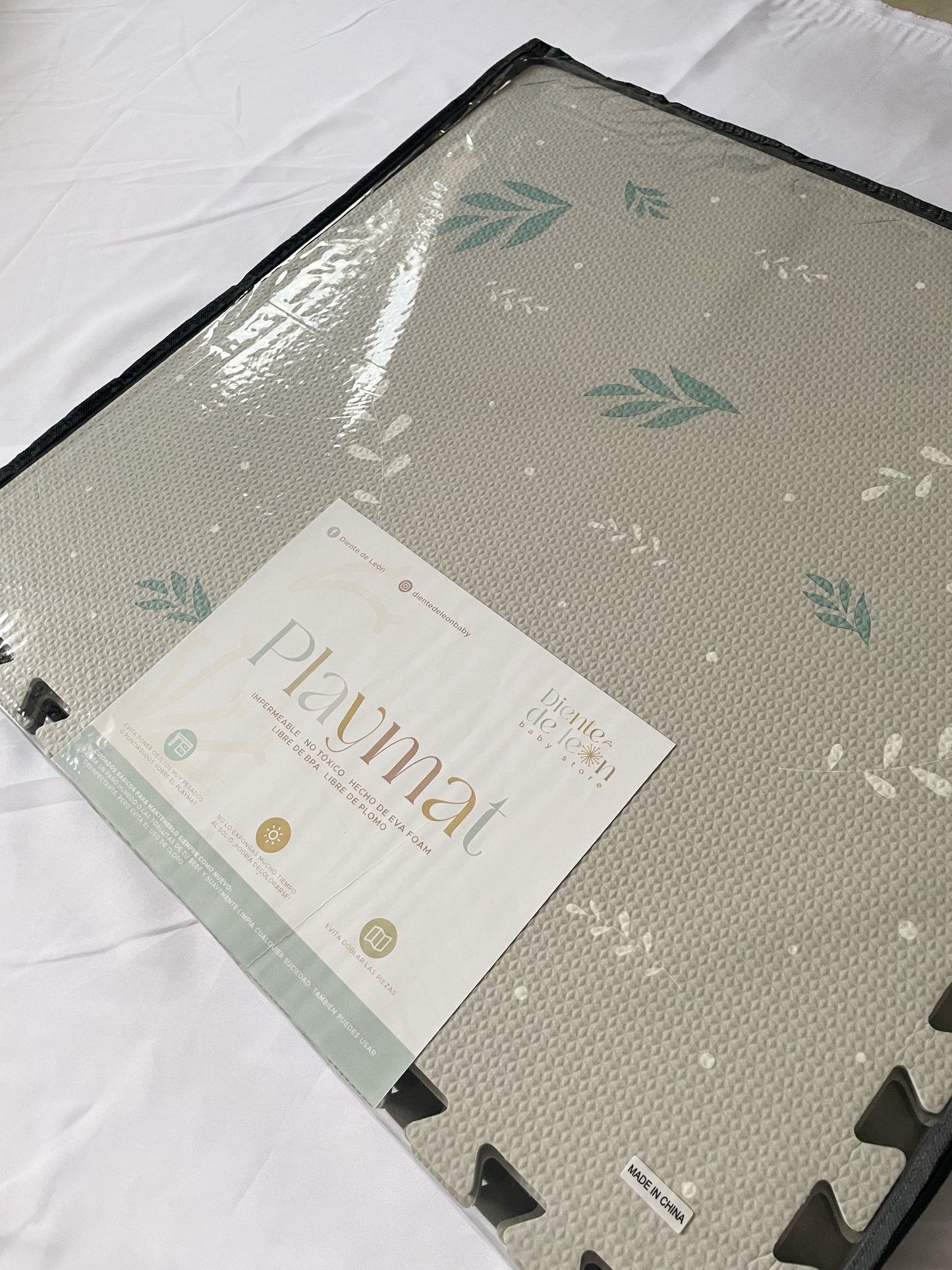 Playmat Olivo