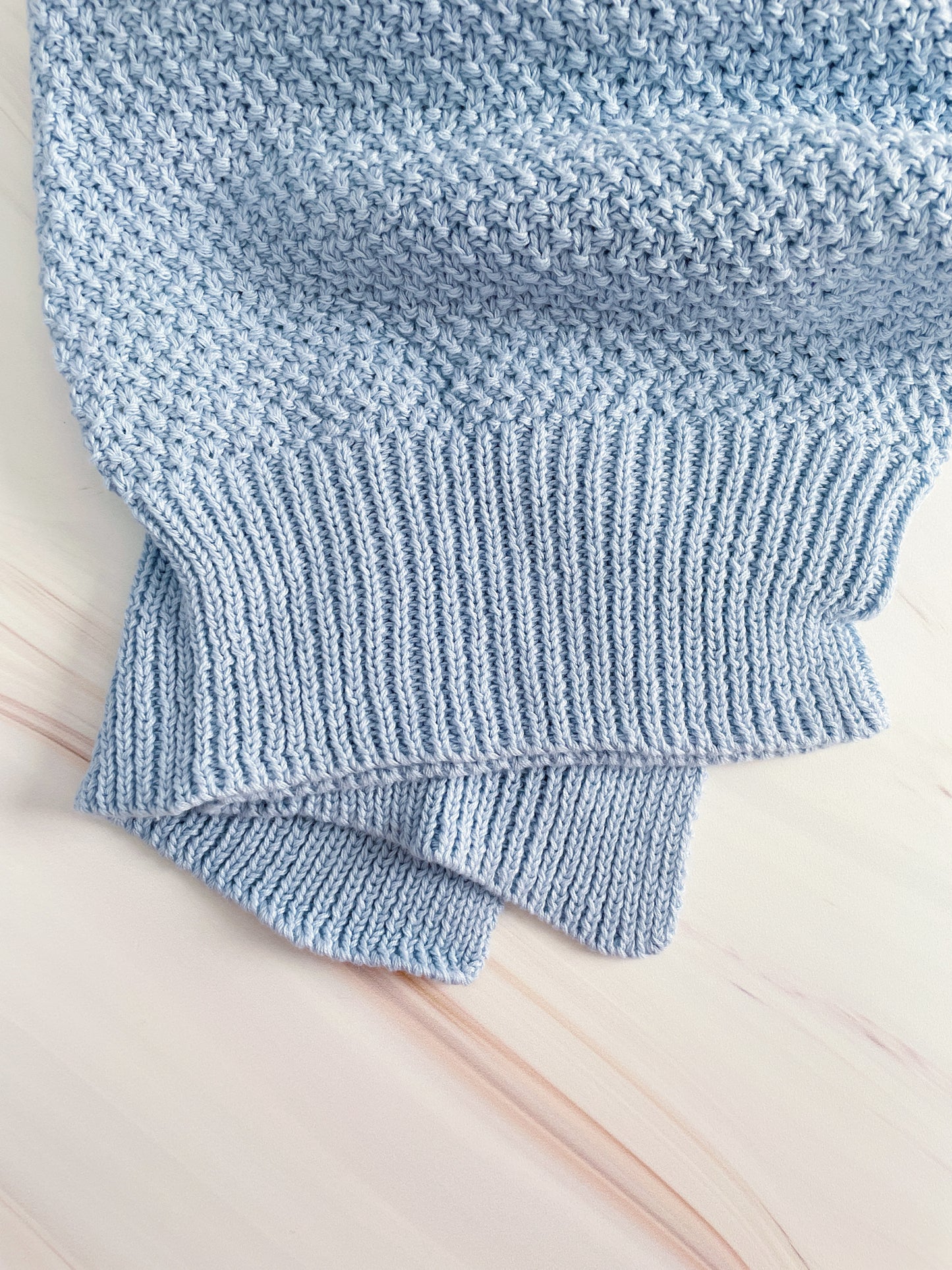 Frazada tejida ligera