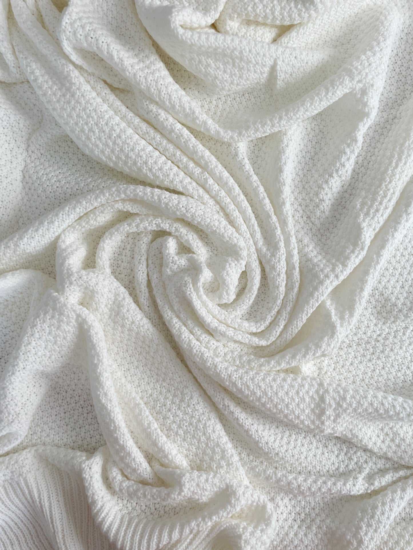 Frazada tejida ligera