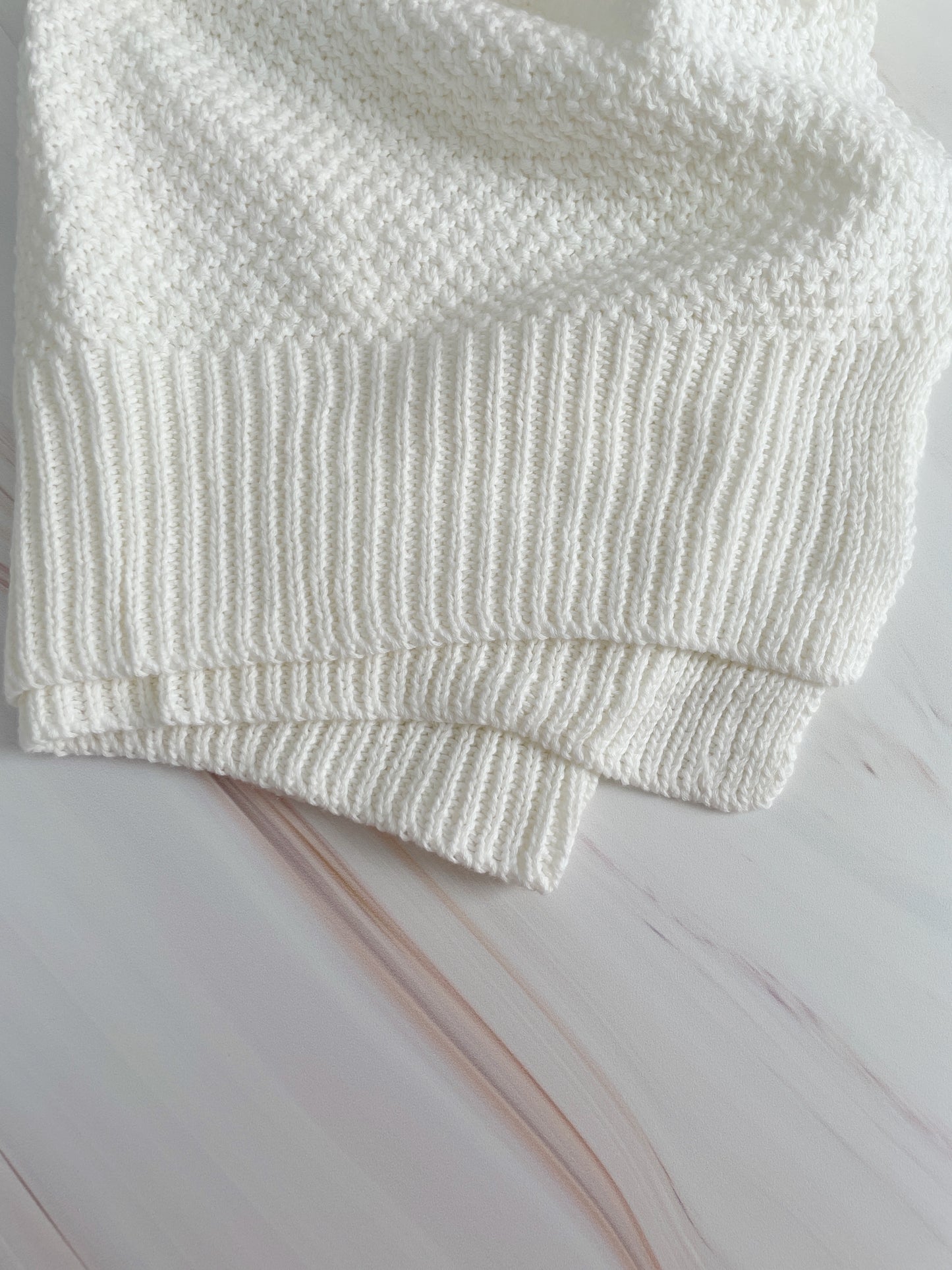 Frazada tejida ligera