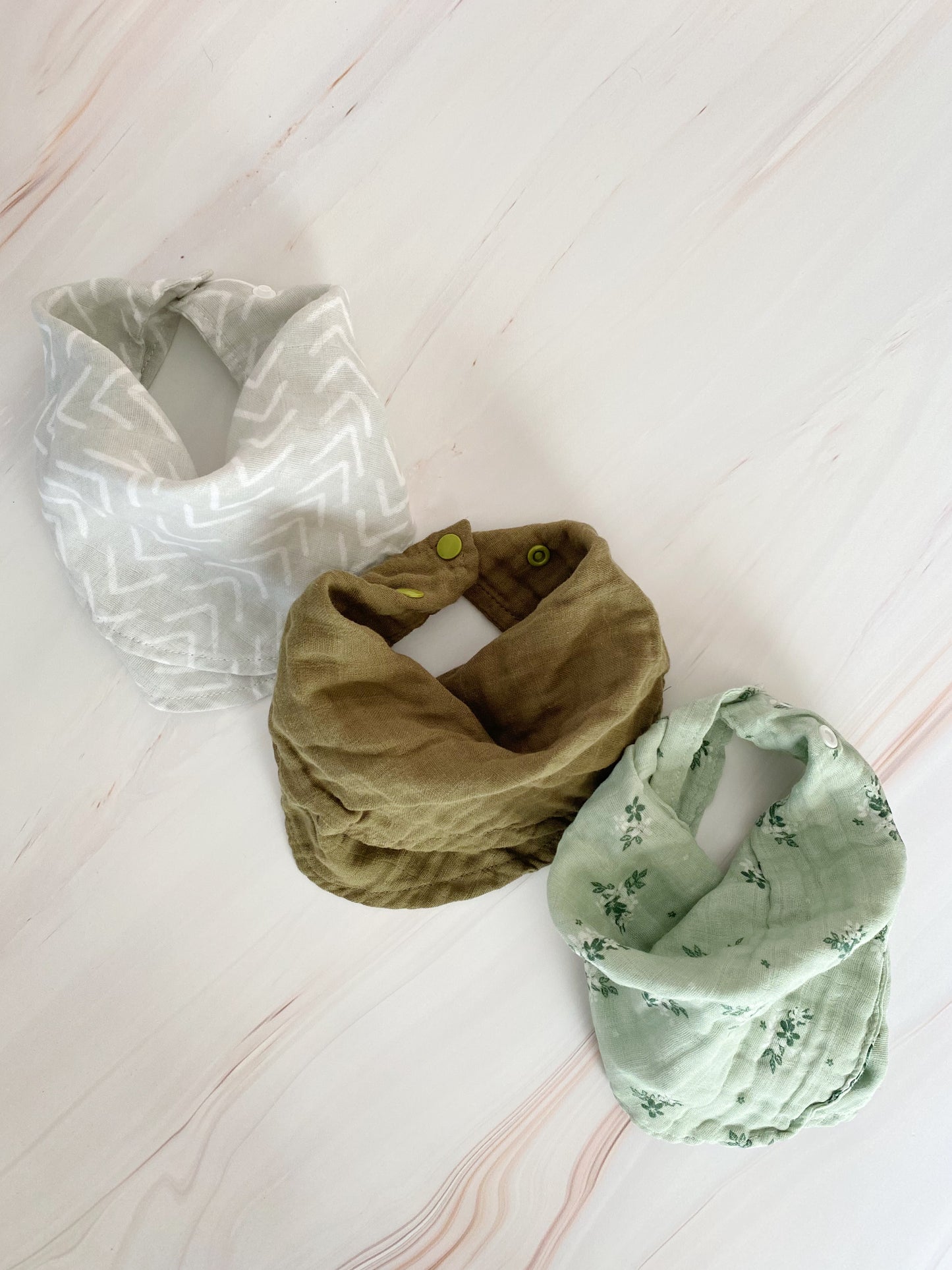 Babero de muselina estampado